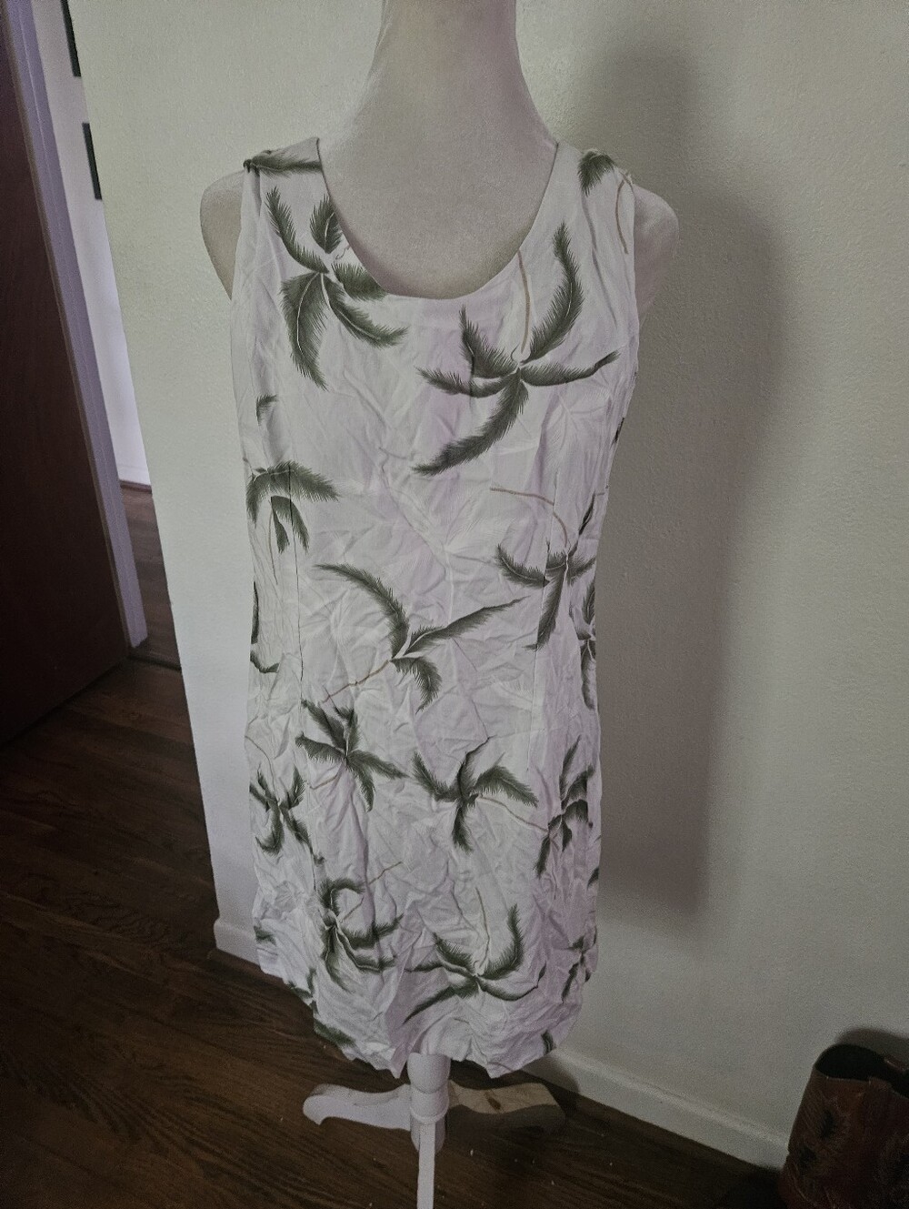 90s Y2K White Sleeveless Shift Dress with Olive Palm TREE Print LARGE  Dress